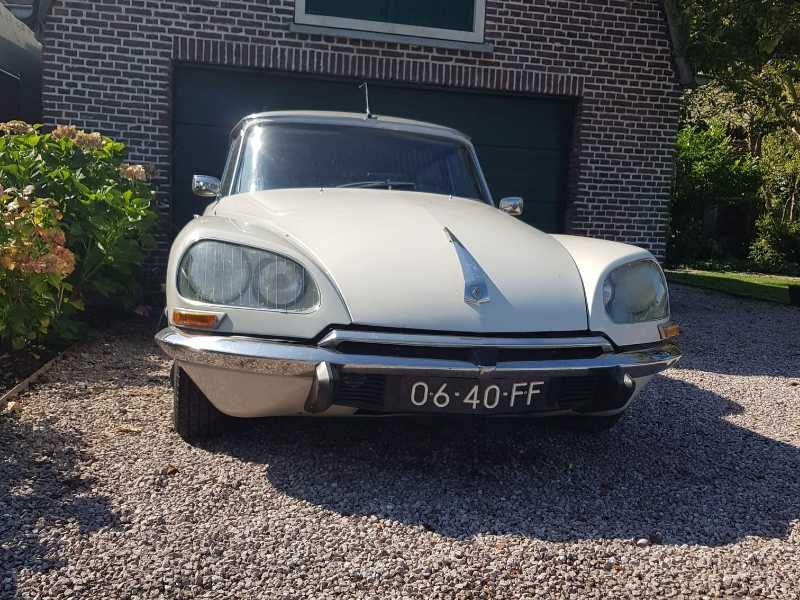 Citroën DS spotted in Hoorn