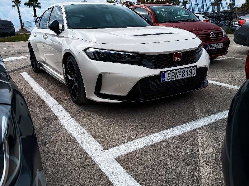 Honda Civic Type R spotted in Alexandroupoli