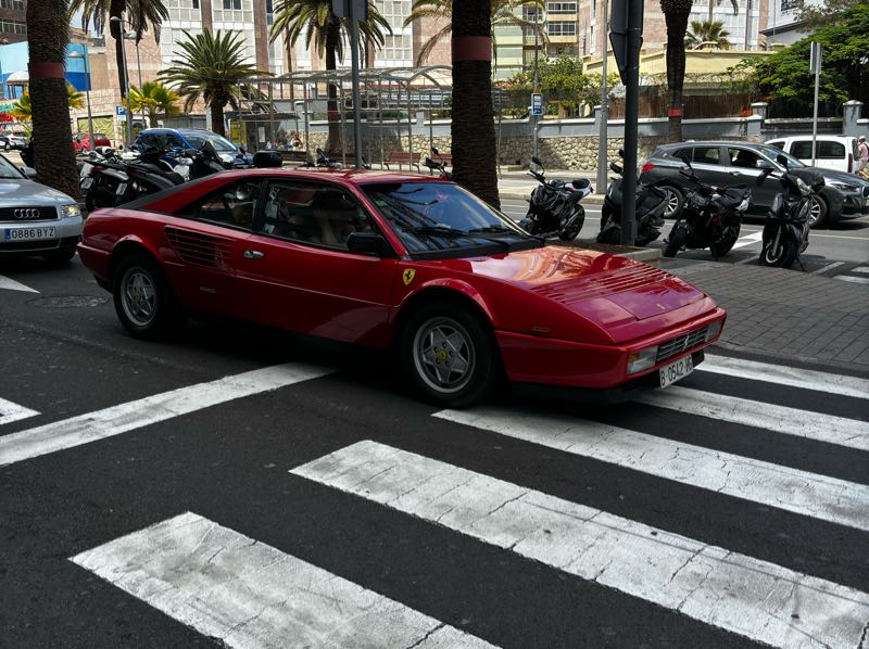 Ferrari Testarossa spotted in Santa Cruz de Tenerife