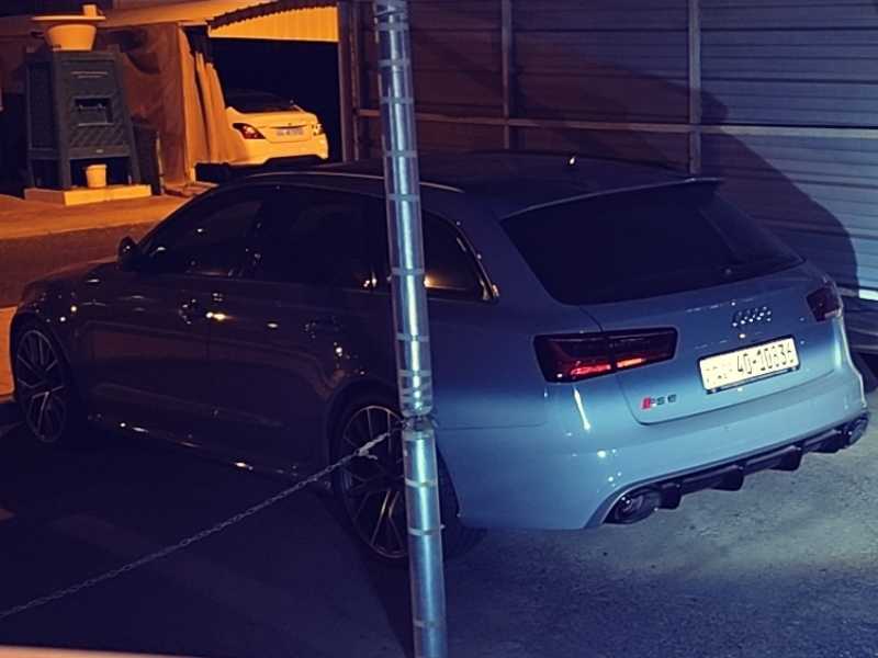 Audi RS6 (2016) spotted in Kuwait City, Kuwait