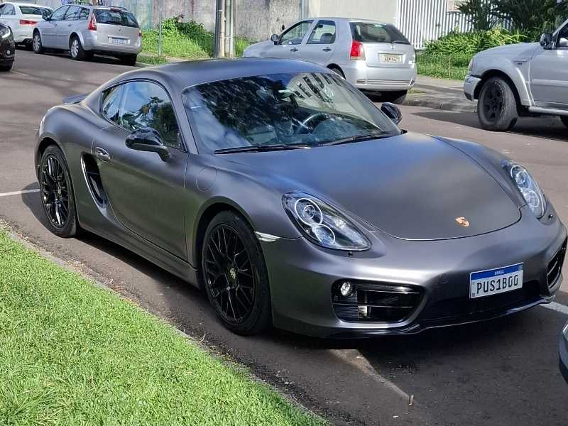 Porsche Cayman spotted in Curitiba