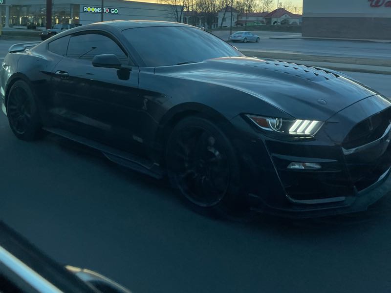 Ford Mustang Shelby GT500 (2020) spotted in East Chattanooga, United States