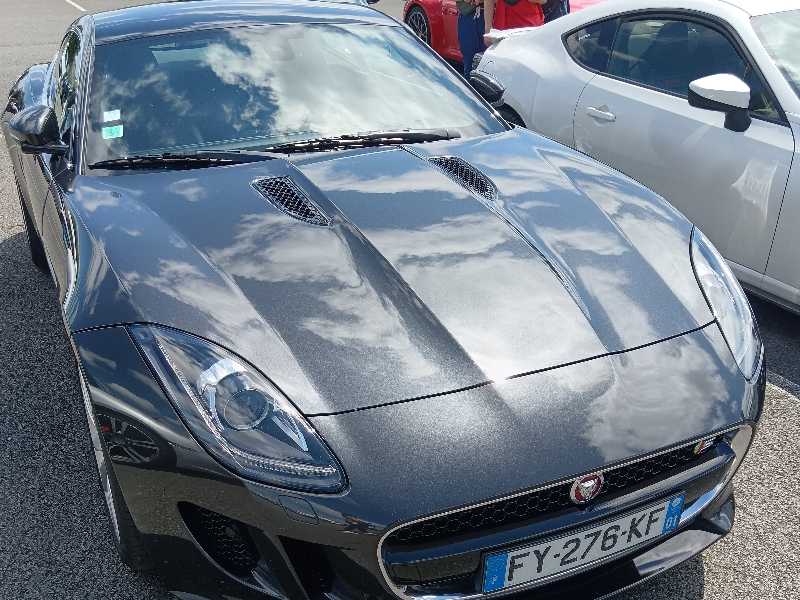 Jaguar F-Type (2020) spotted in Fontenay-le-Comte, France