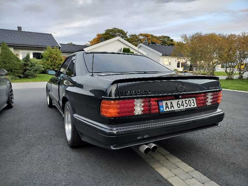 Mercedes-Benz 560 SEC spotted in Brekstad
