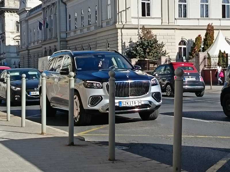 Mercedes-Benz Maybach GLS spotted in Győr