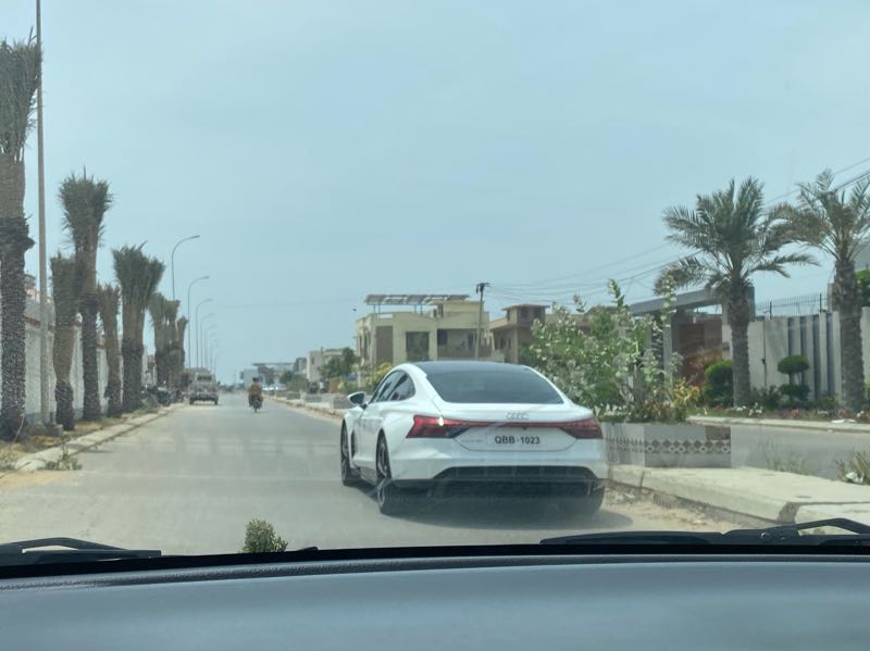 Audi A7 spotted in Karachi