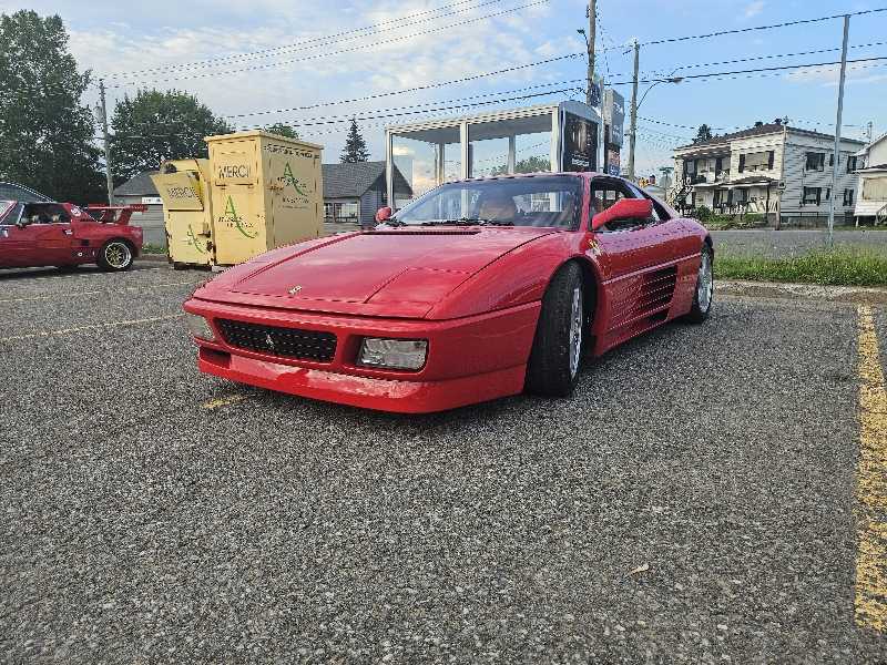 Ferrari 348 TB spotted in Trois-Rivières