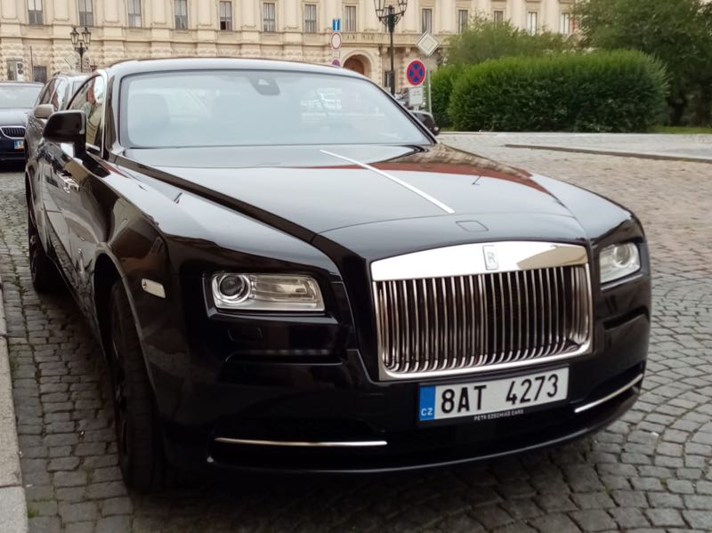 Rolls-Royce Wraith (2014) spotted in Pasohlávky, Czechia