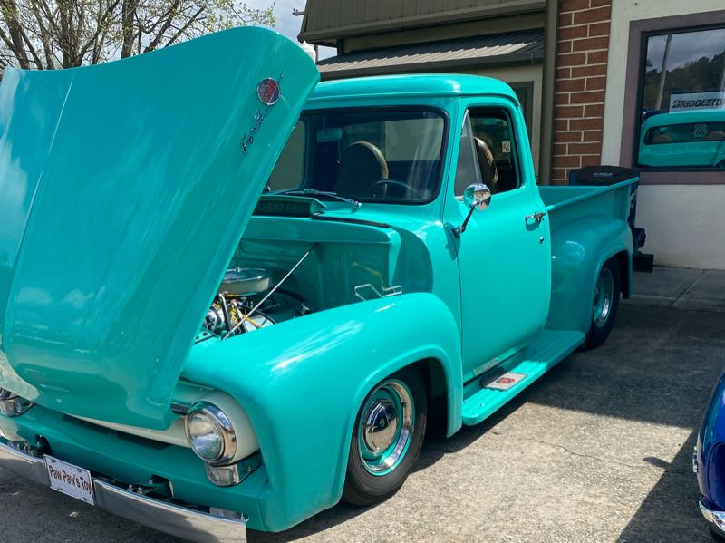 Ford F-100 spotted in South Fulton
