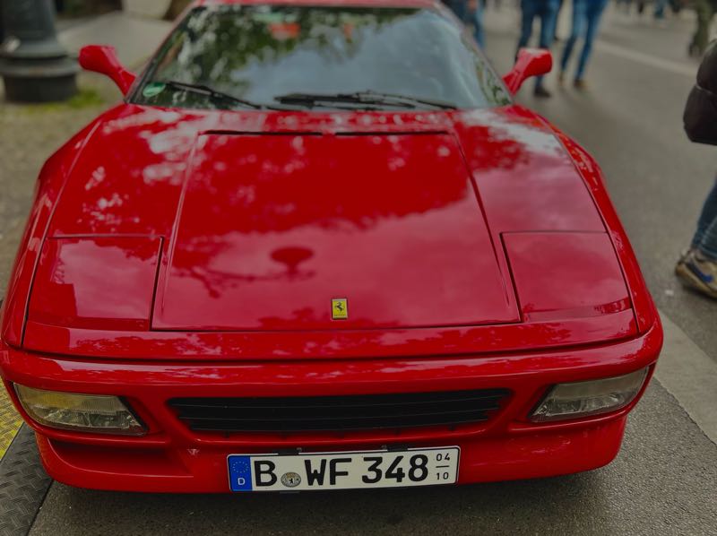 Ferrari 328 GTB spotted in Berlin