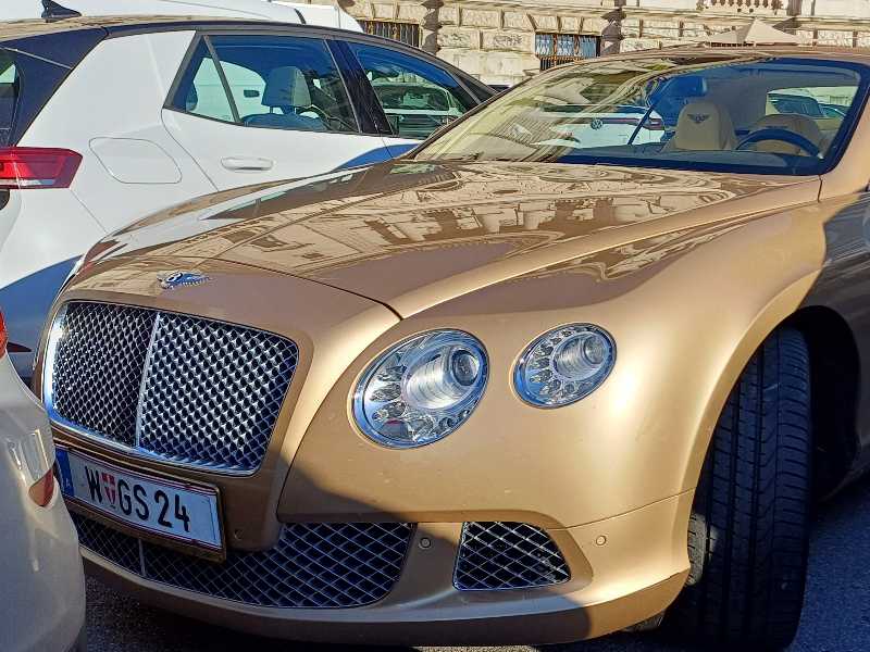 Bentley Continental GT (2016) spotted in Vienna, Austria