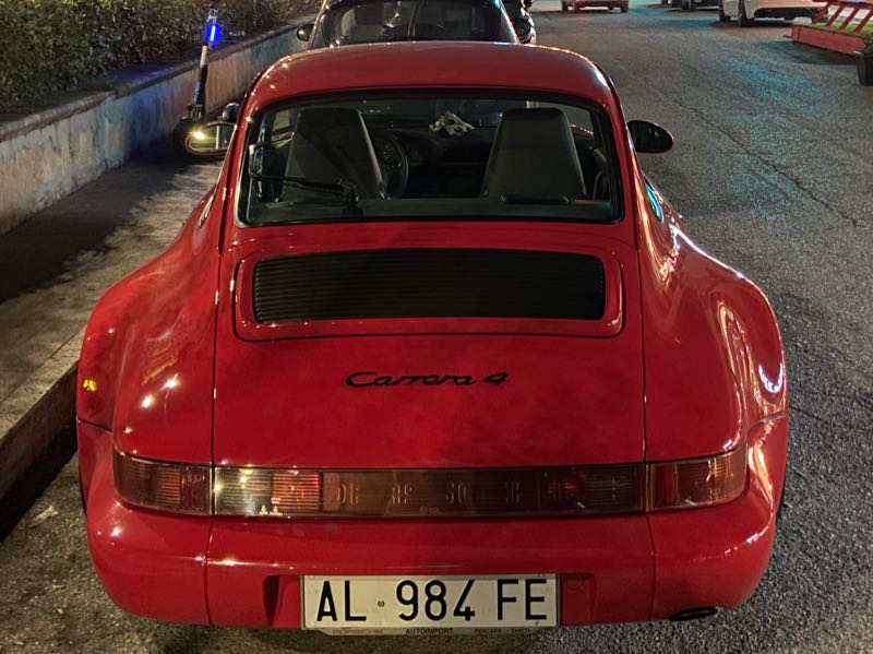 Porsche 911 Carrera 4 spotted in Montesilvano