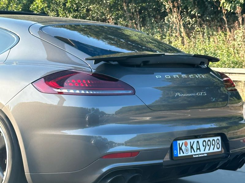 Porsche Panamera GTS (2021) spotted in Düsseldorf, Germany