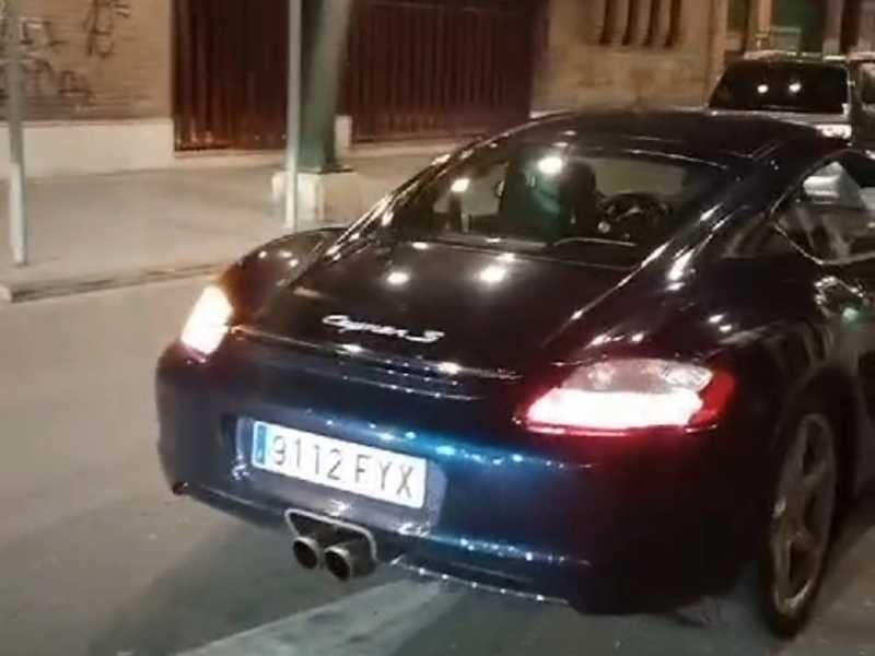 Porsche Cayman S spotted in Alcoy