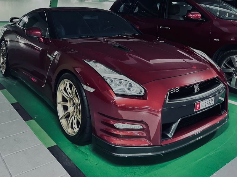 Nissan GT-R (2017) spotted in Dubai, United Arab Emirates