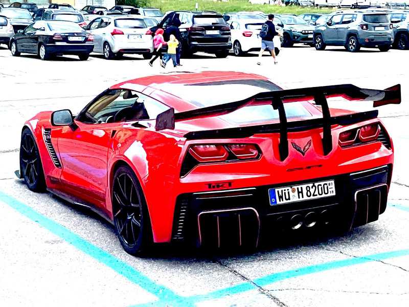 Chevrolet Corvette Z06 (2015) spotted in La Spezia, Italy