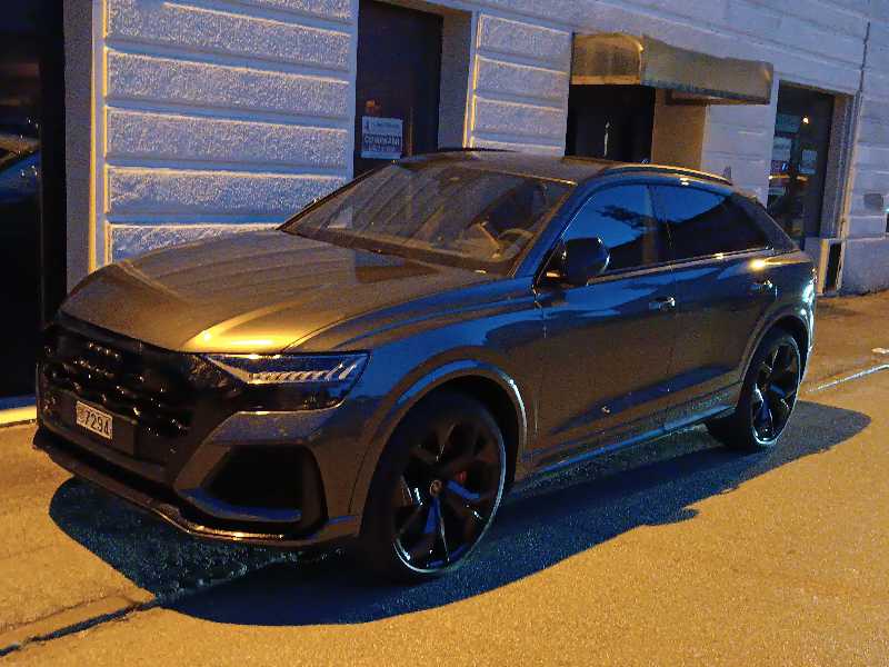 Audi Q8 (2024) spotted in Belluno, Italy
