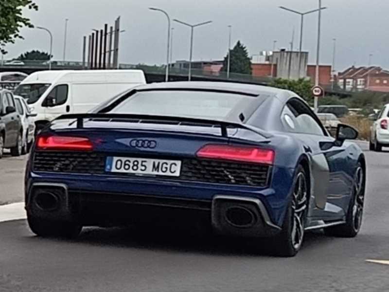 Audi R8 spotted in Gijón