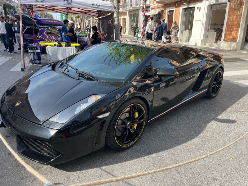 Lamborghini Gallardo spotted in Civitanova Marche