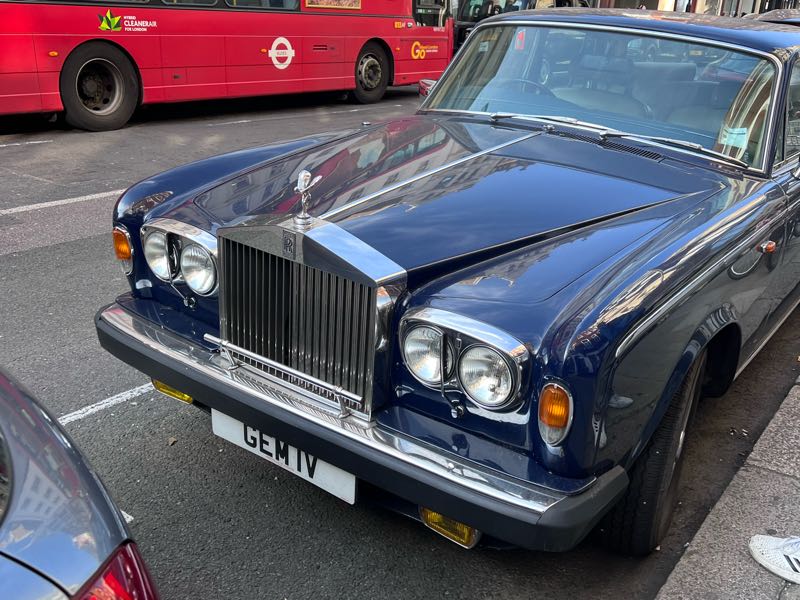 Rolls-Royce Corniche spotted in London