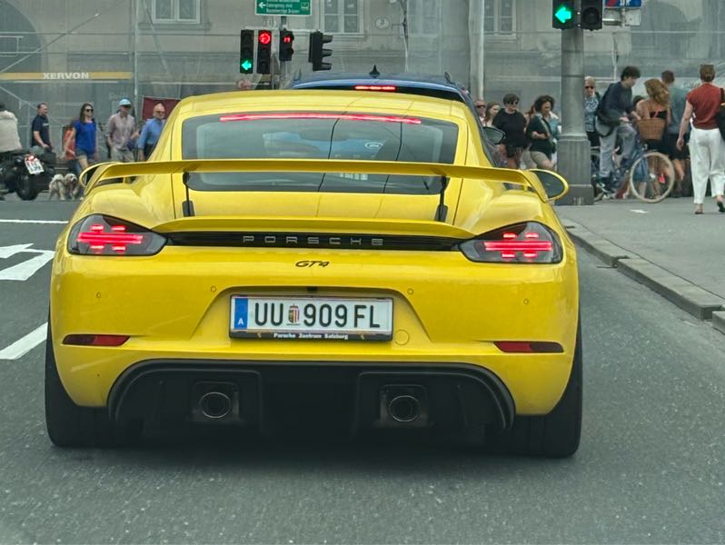 Porsche 718 Cayman GT4 spotted in Bischofshofen