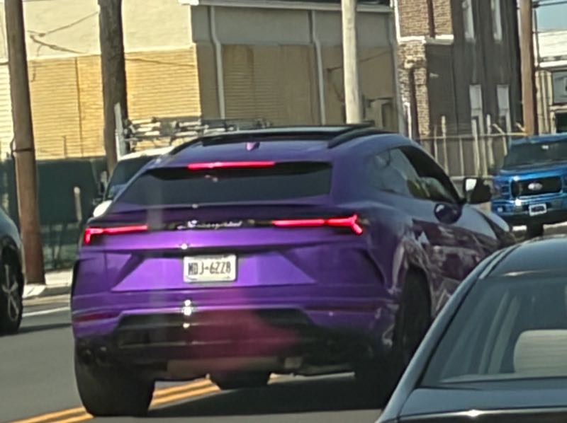 Lamborghini Urus (2021) spotted in Ocean City, United States