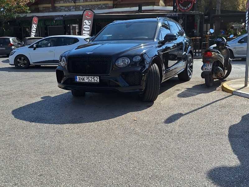 Bentley Bentayga spotted in Keratéa