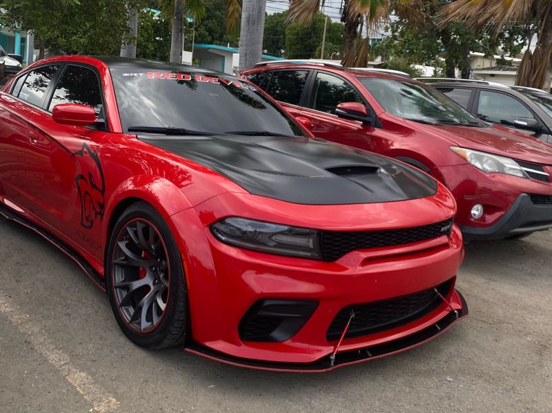 Dodge Charger Hellcat spotted in Mayagüez