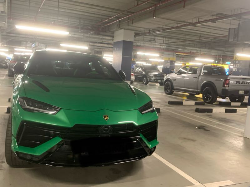 Lamborghini Urus spotted in Al Farwānīyah