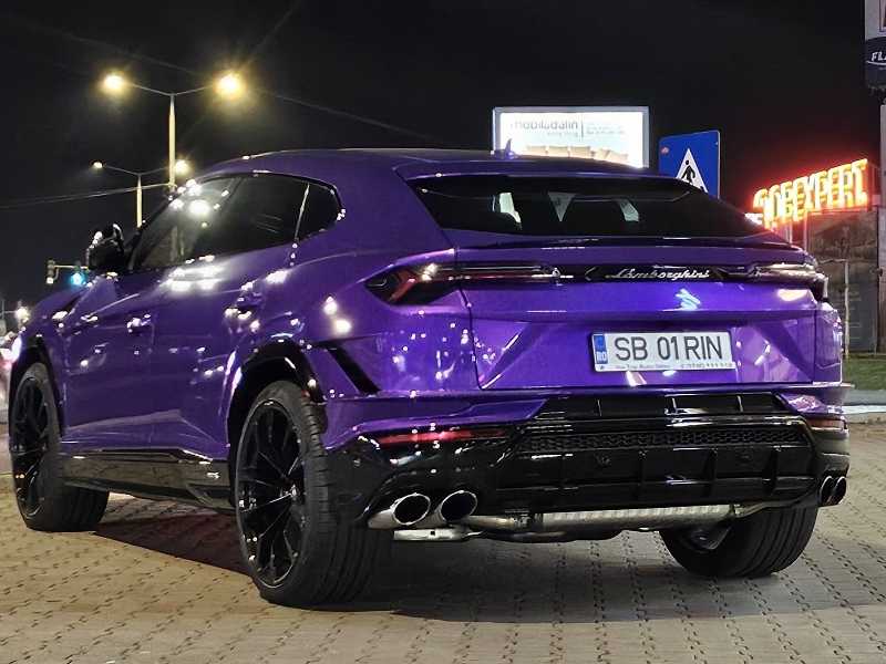Lamborghini Urus (2023) spotted in Sibiu, Romania