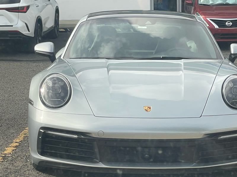 Porsche 911 (2022) spotted in Ponce, Puerto Rico