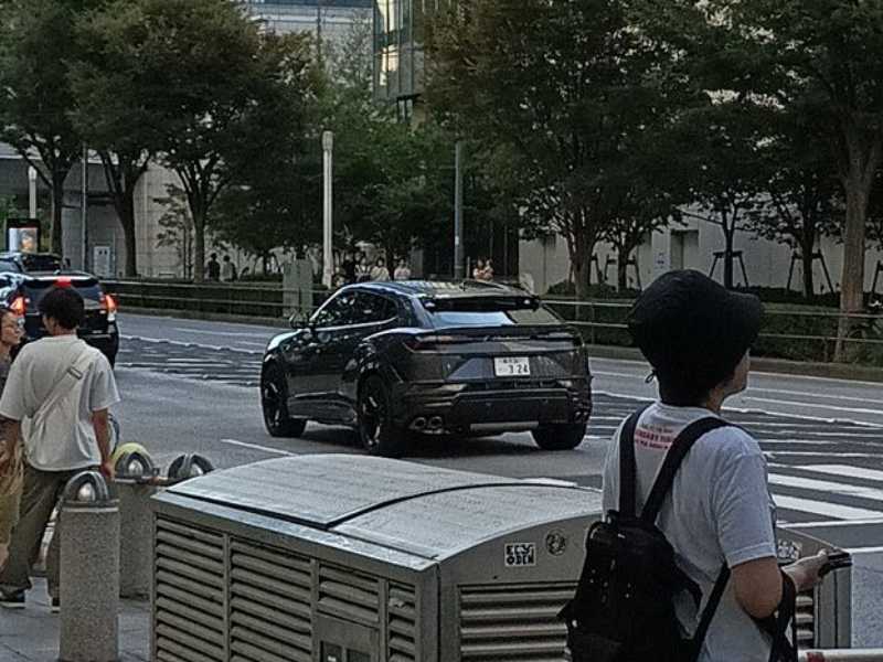 Lamborghini Urus spotted in Yokohama