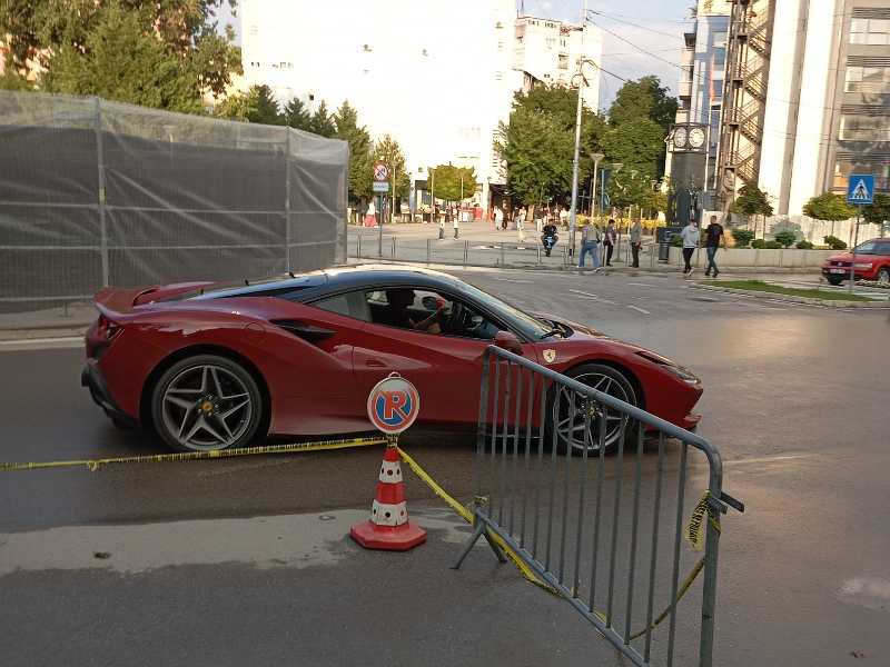 Ferrari 488 GTB spotted in Mitrovicë