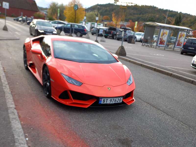 Lamborghini Huracán spotted in Skien