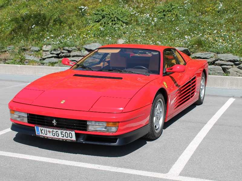 Ferrari Testarossa spotted in Kals am Großglockner