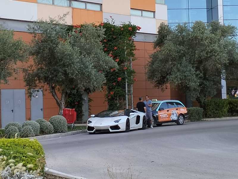 Lamborghini Aventador spotted in Faro