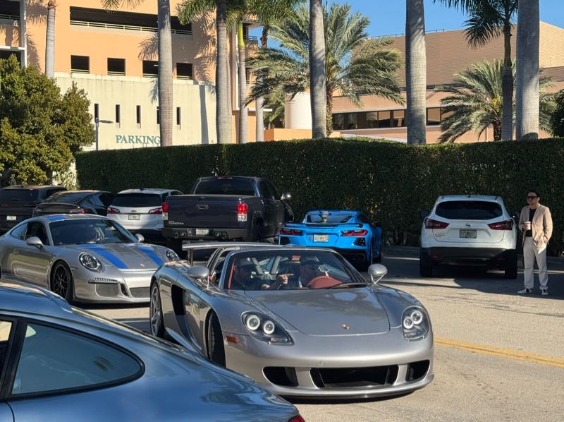 Porsche Carrera GT spotted in Miami