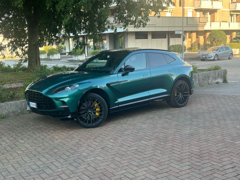 Aston Martin DBX707 (2022) spotted in Vicenza, Italy