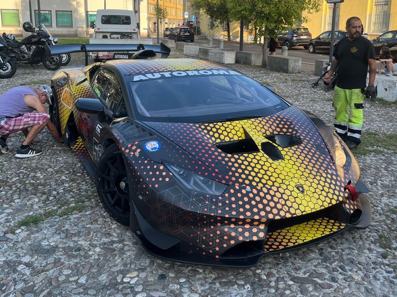 Lamborghini Huracán spotted in Milan