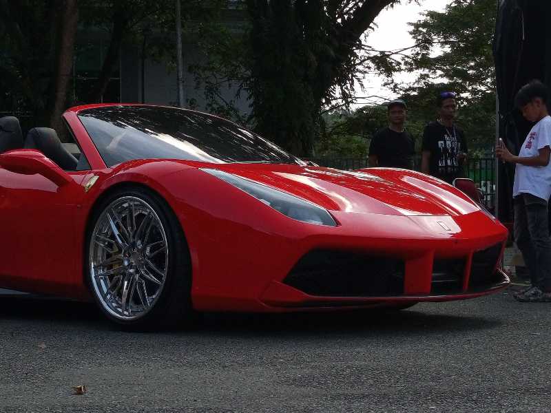 Ferrari 488 Spider spotted in Samarinda