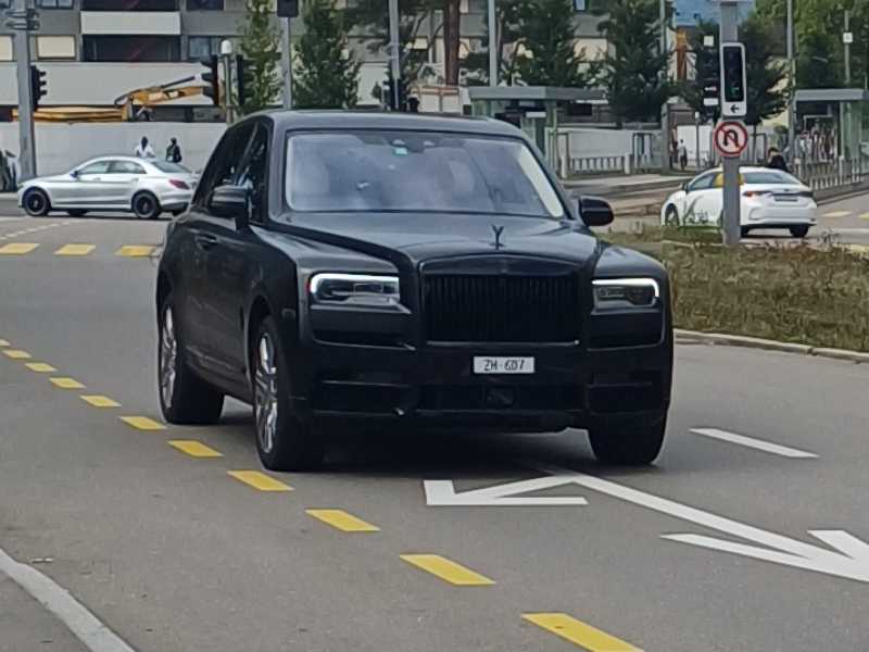 Rolls-Royce Cullinan (2022) spotted in Zürich, Switzerland