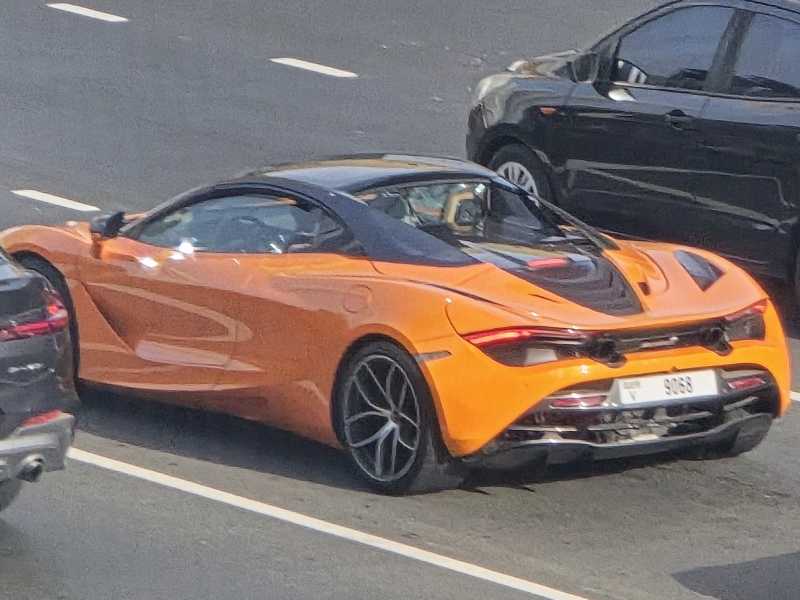 McLaren 720S (2019) spotted in Dubai, United Arab Emirates