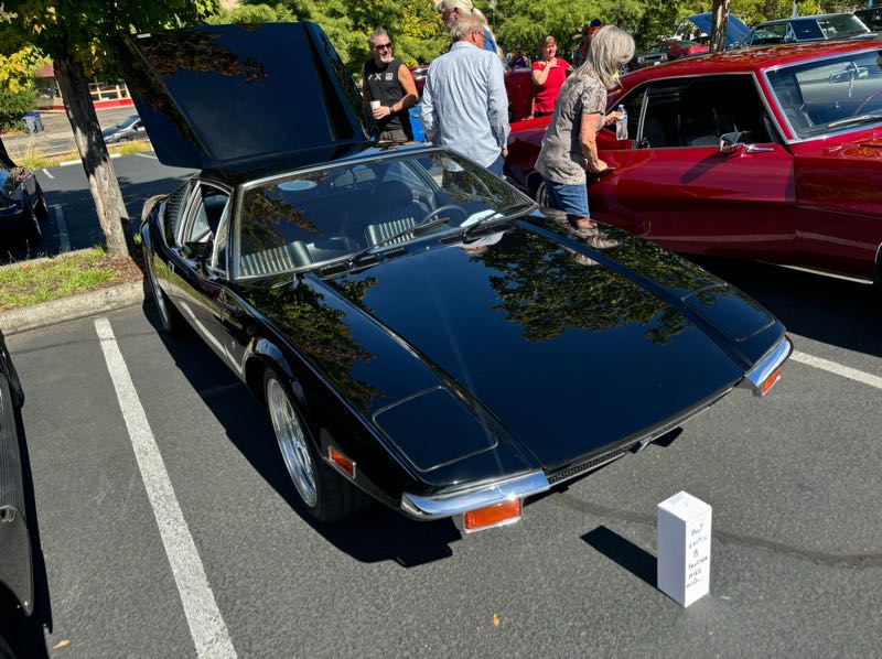 De Tomaso Pantera spotted in Medford