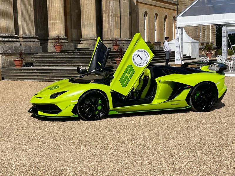 Lamborghini Aventador spotted in Oxford