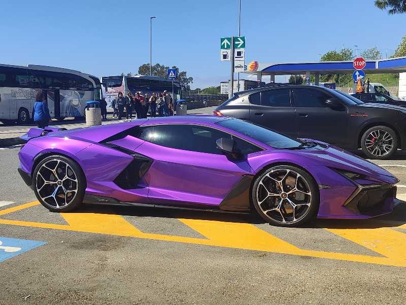 Lamborghini Aventador spotted in Pavia