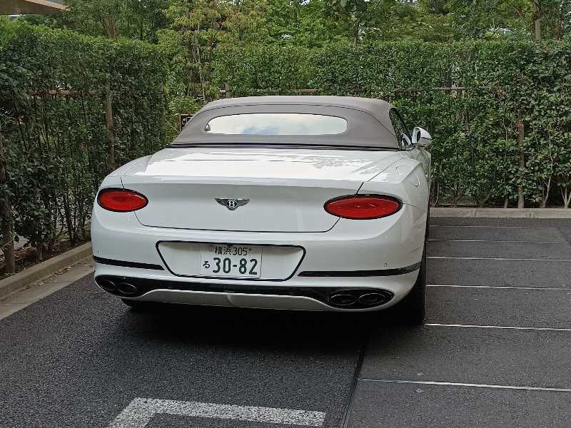 Bentley Continental GT spotted in Yokohama