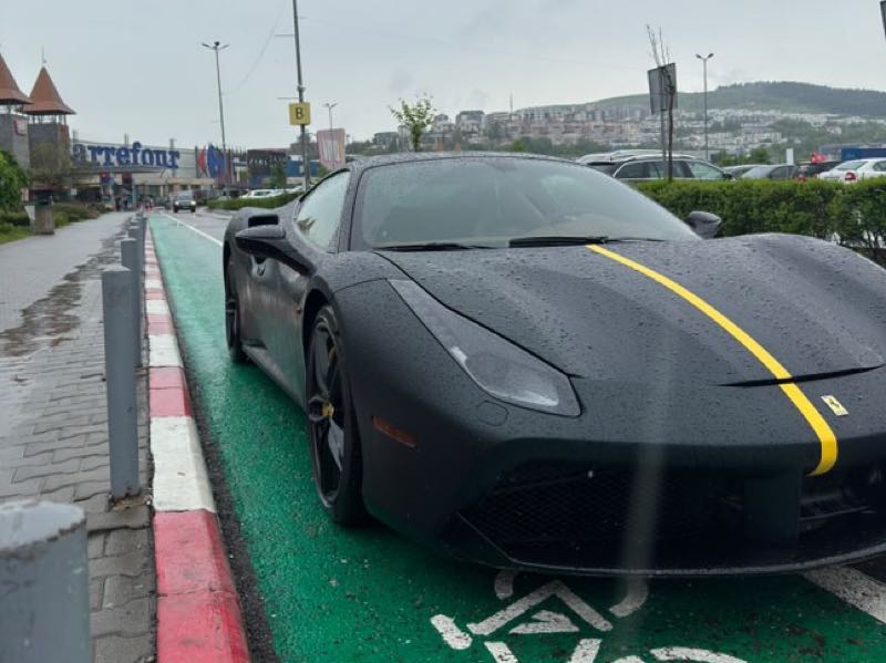 Ferrari 488 GTB spotted in Cluj-Napoca