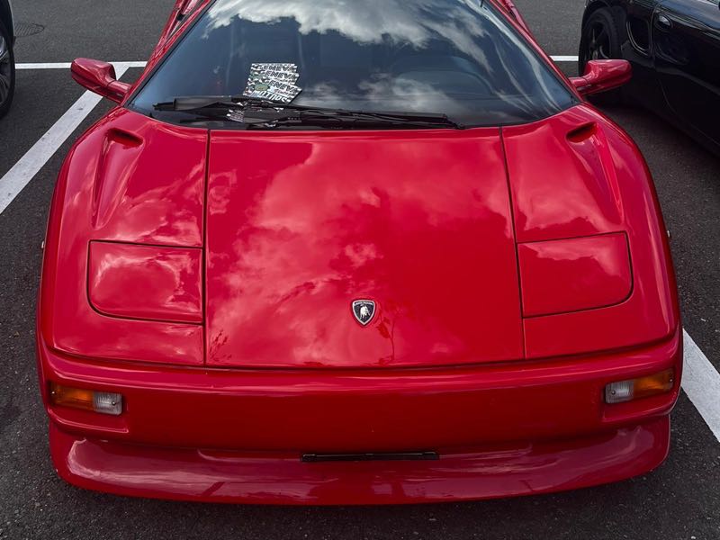 Lamborghini Diablo spotted in Luzern