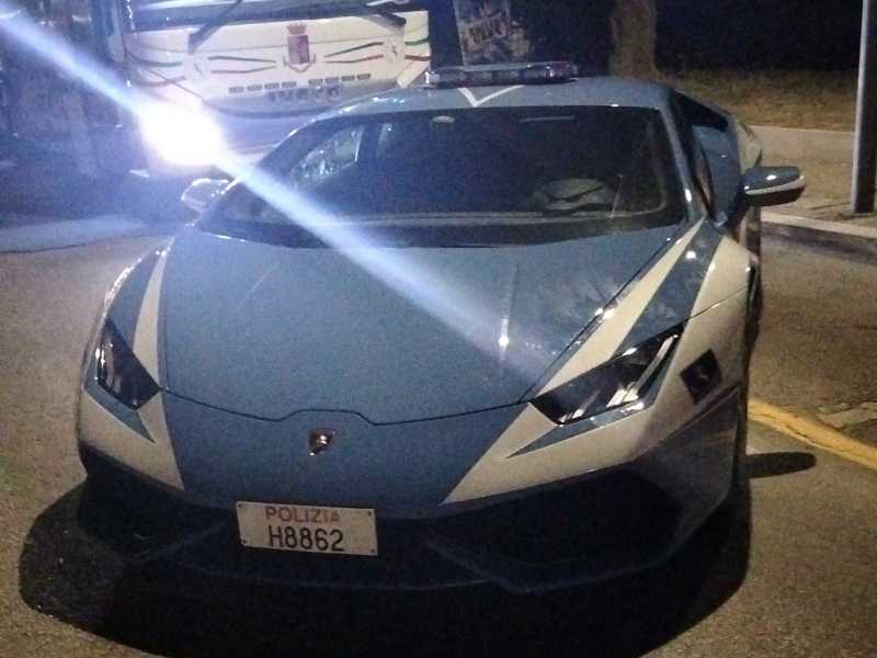Lamborghini Huracán spotted in Montesilvano