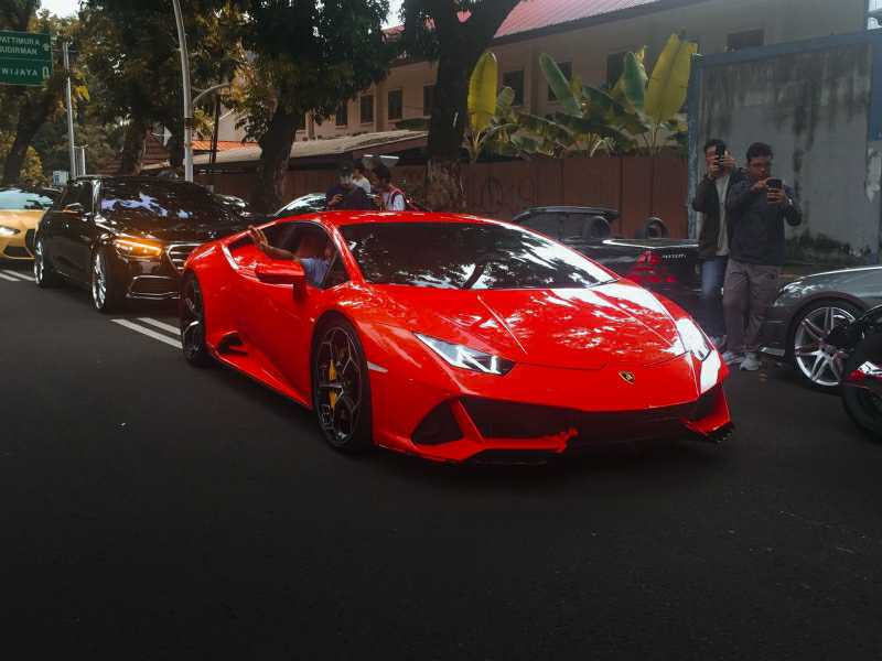 Lamborghini Huracán (2019) spotted in Jakarta, Indonesia